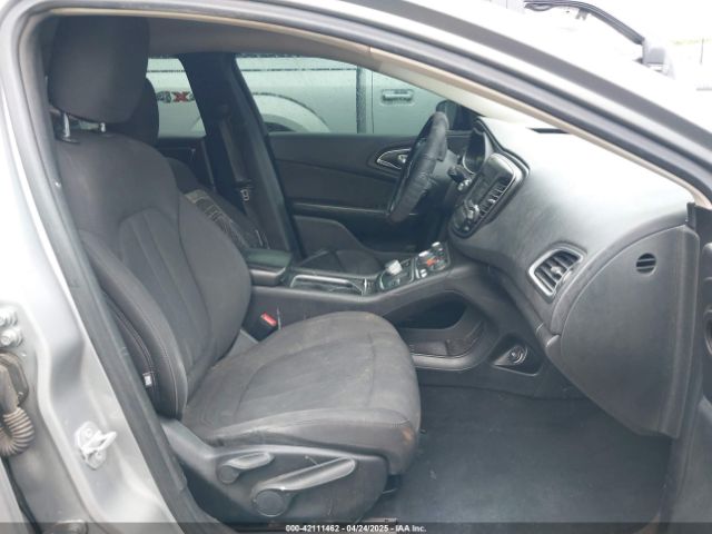 2015 CHRYSLER 200 1C3CCCAB0FN748897 Photo 4