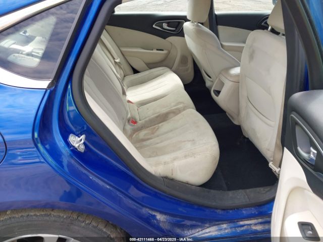 1C3CCCAB2GN189998 Chrysler 2016