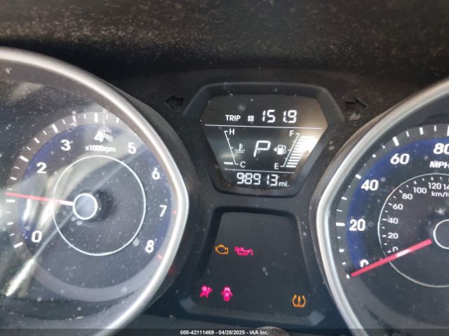 5NPDH4AE3GH702631 Hyundai ELANTRA SE