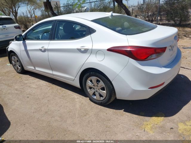 5NPDH4AE3GH702631 Hyundai ELANTRA SE