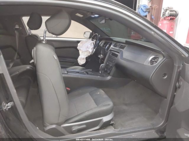 2013 FORD MUSTANG 1ZVBP8CF8D5262597 Photo 4