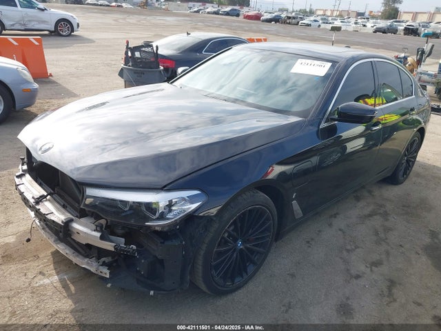 WBAJA9C52JB251893 BMW 530e