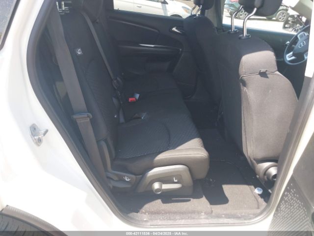 3C4PDCAB0JT217282 Dodge JOURNEY SE