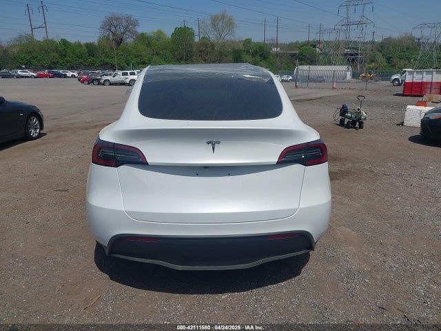 7SAYGDED7SA378872 Tesla Model Y Long Range Dual Motor All-wheel Drive
