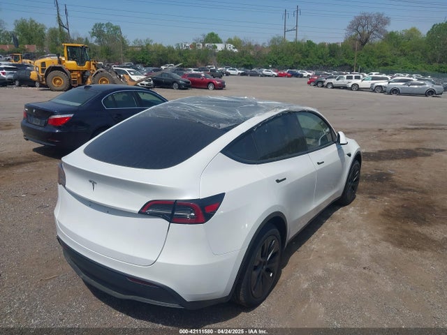 7SAYGDED7SA378872 Tesla Model Y Long Range Dual Motor All-wheel Drive