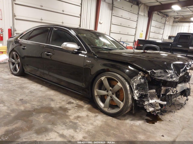 2016 AUDI S8 WAUJSAFD6GN001243