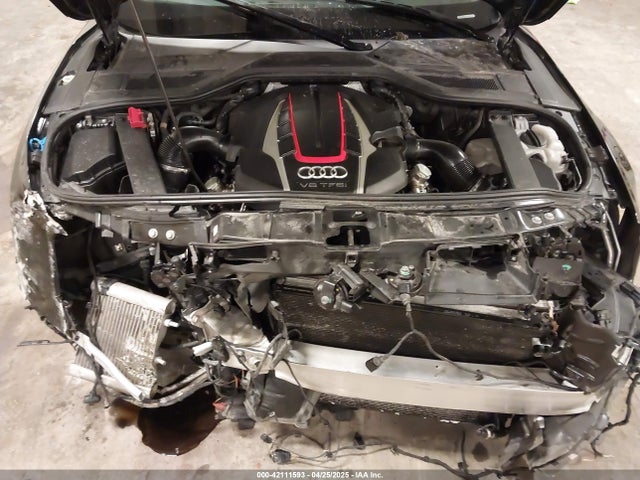 2016 AUDI S8 WAUJSAFD6GN001243 Photo 9