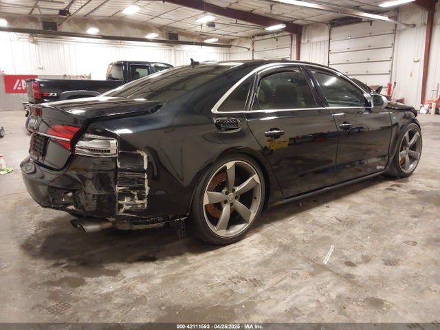 2016 AUDI S8 WAUJSAFD6GN001243 Photo 3