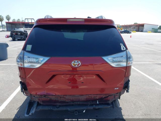 5TDXZ3DC6HS808999 Toyota Sienna Se 8 Passenger