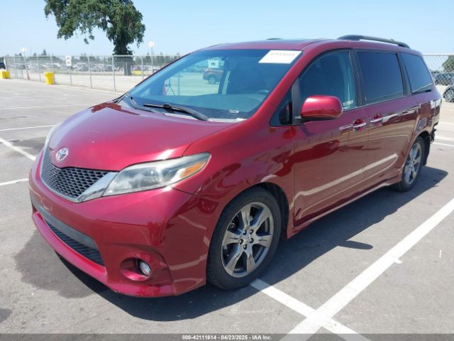 5TDXZ3DC6HS808999 Toyota Sienna Se 8 Passenger