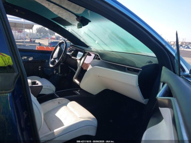 2016 TESLA MODEL X 5YJXCBE25GF002382 Photo 4