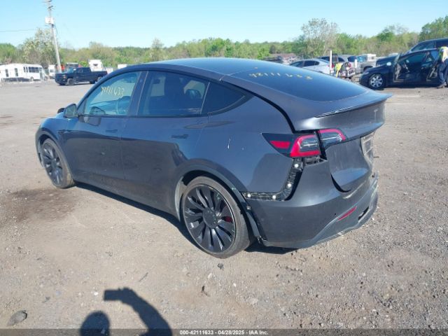 7SAYGDEF9NF326944 Tesla Model Y Performance Dual Motor All-wheel Drive