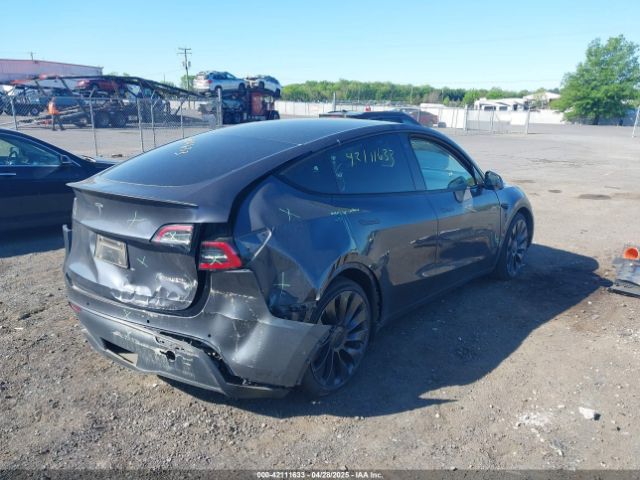 7SAYGDEF9NF326944 Tesla Model Y Performance Dual Motor All-wheel Drive