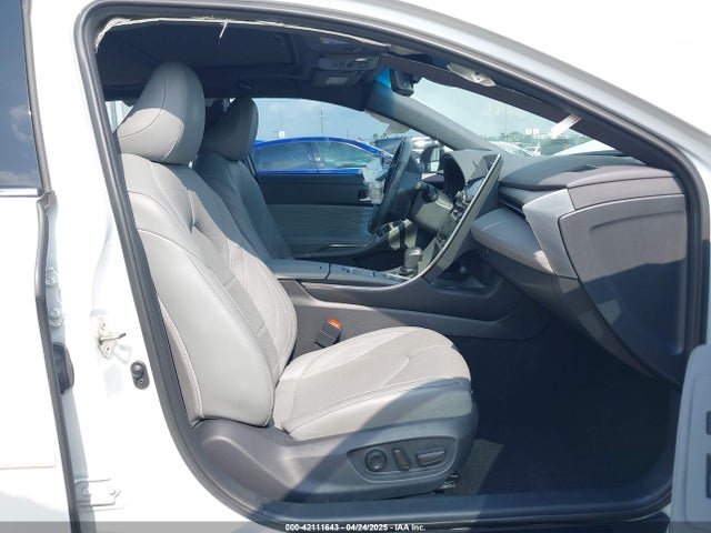 4T1CZ1FB9LU045562 Toyota AVALON LIMITED