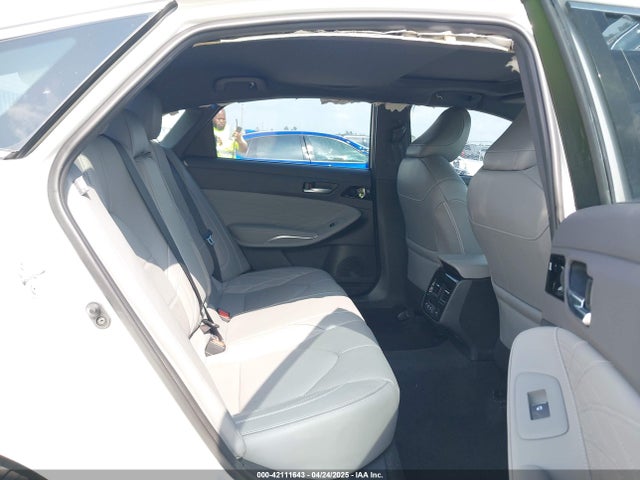 4T1CZ1FB9LU045562 Toyota AVALON LIMITED