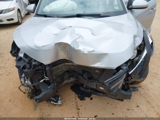 KM8J33A48GU116852 Hyundai TUCSON SE