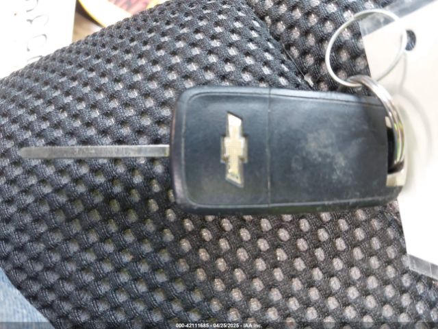 2GNALBEK8F6425975 Chevrolet EQUINOX 1LT