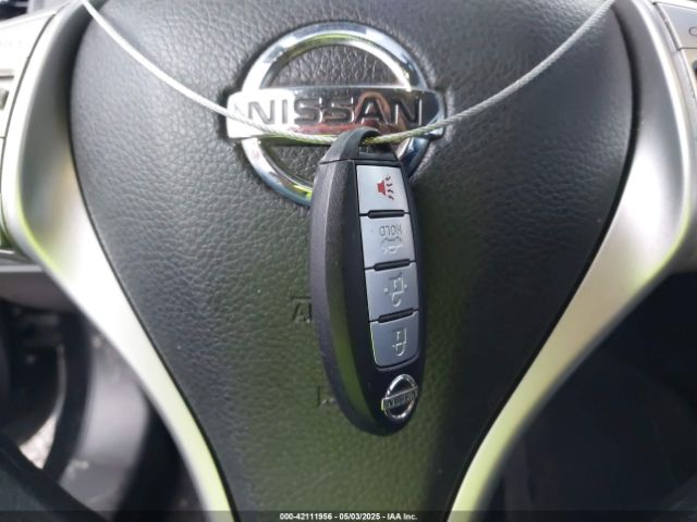 1N4AL3AP3HN318806 Nissan Altima