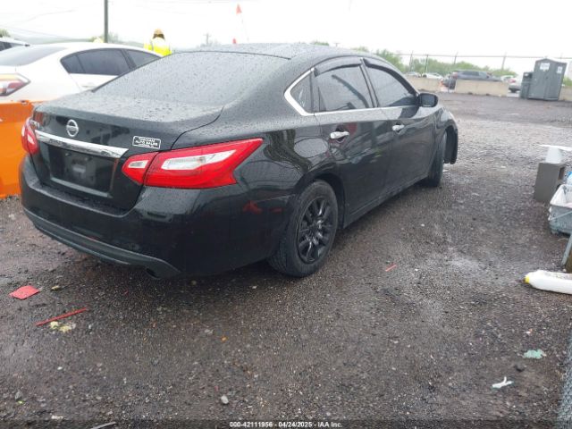 1N4AL3AP3HN318806 Nissan Altima