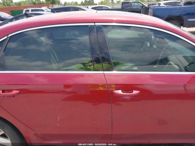 1VWBA7A33JC003768 Volkswagen Passat 2.0t Se