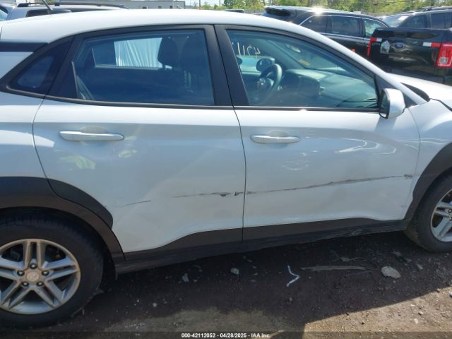 KM8K12AA1LU454338 Hyundai Kona Se