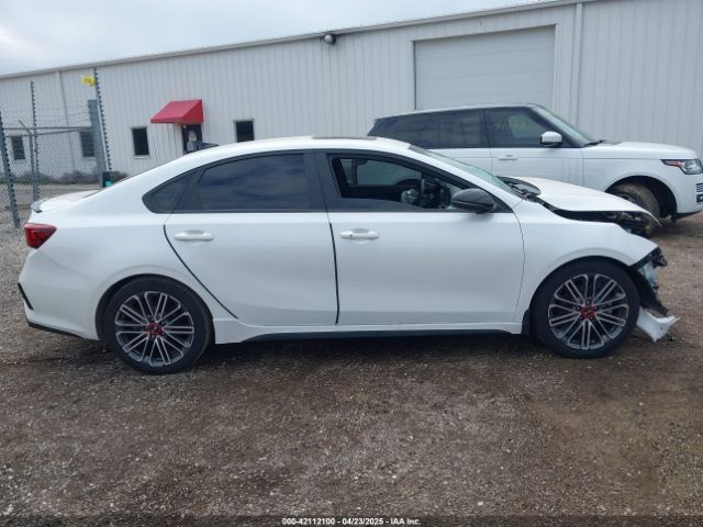 3KPF44AC4ME413163 KIA FORTE GT
