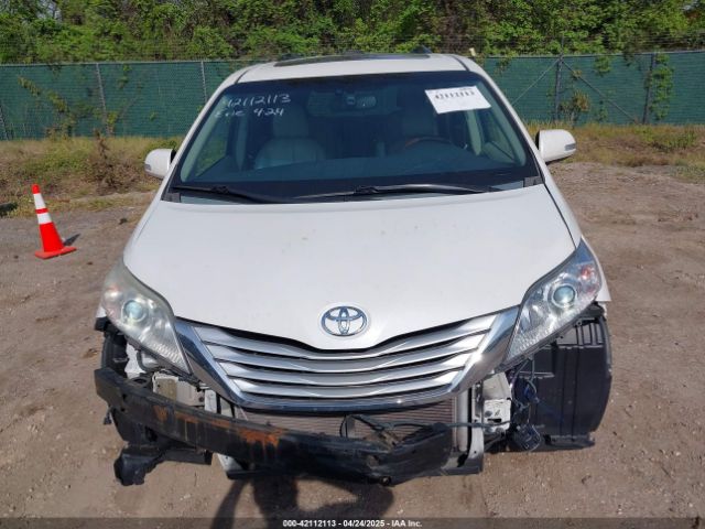 5TDDK3DC0ES091826 Toyota Sienna Limited 7 Passenger