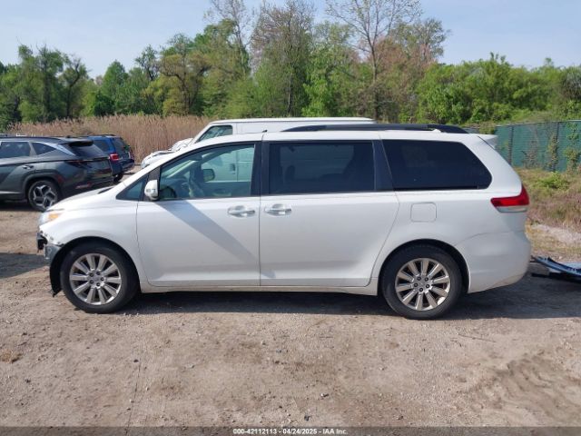 5TDDK3DC0ES091826 Toyota Sienna Limited 7 Passenger