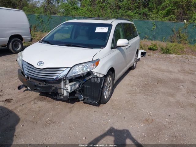 5TDDK3DC0ES091826 Toyota Sienna Limited 7 Passenger