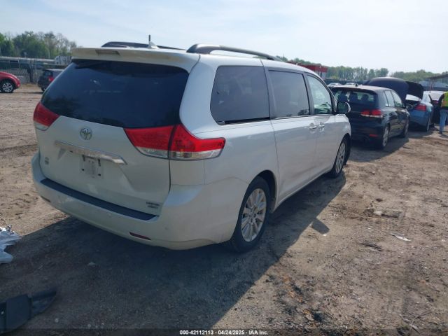 5TDDK3DC0ES091826 Toyota Sienna Limited 7 Passenger