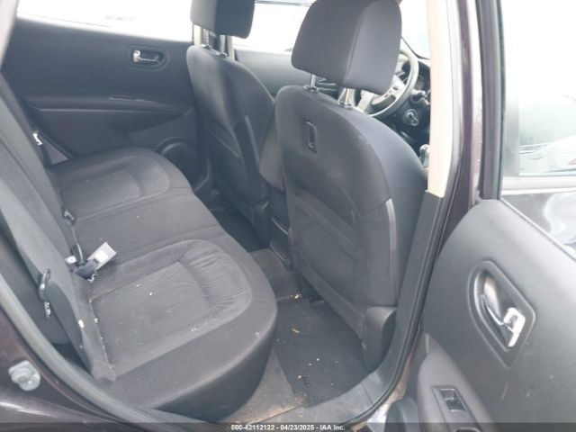 JN8AS5MT8FW163702 Nissan Rogue Select S