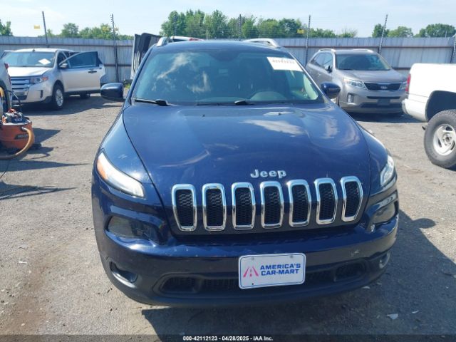1C4PJMCS9EW147082 Jeep Cherokee Latitude