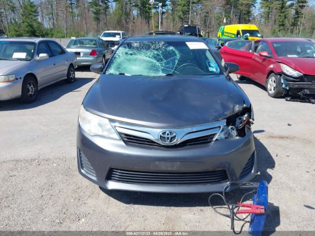 4T1BF1FK2EU728663 Toyota CAMRY LE
