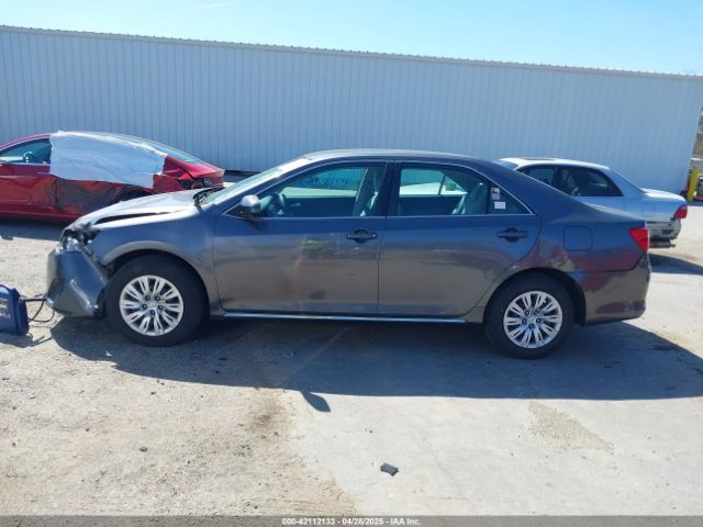 4T1BF1FK2EU728663 Toyota CAMRY LE