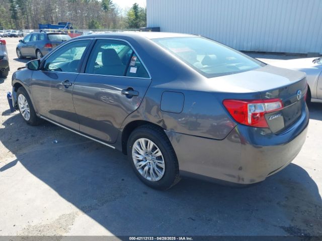 4T1BF1FK2EU728663 Toyota CAMRY LE