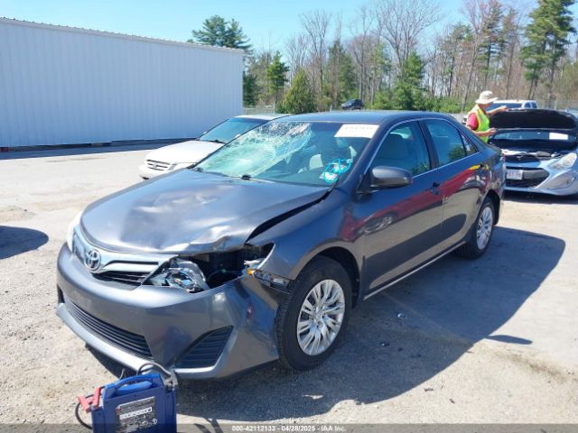 4T1BF1FK2EU728663 Toyota CAMRY LE
