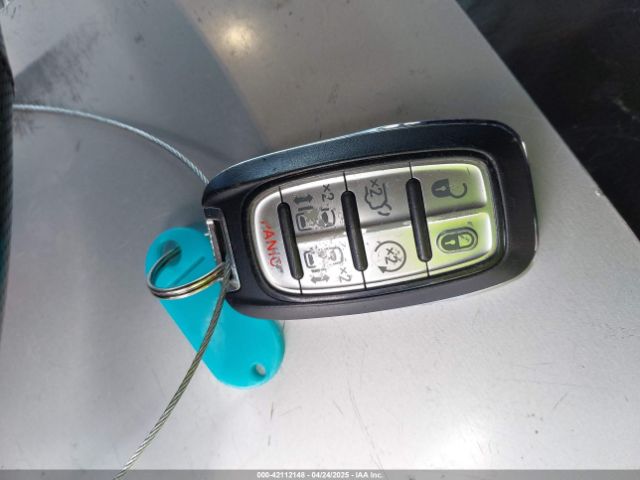 2C4RC1BG9HR613024 Chrysler Pacifica Touring-l