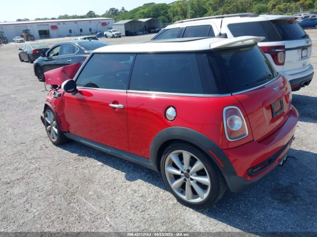 2013 MINI COOPER WMWSV3C56DT393717 Photo 2