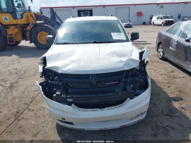 3C4PDCAB4JT158057 Dodge JOURNEY SE