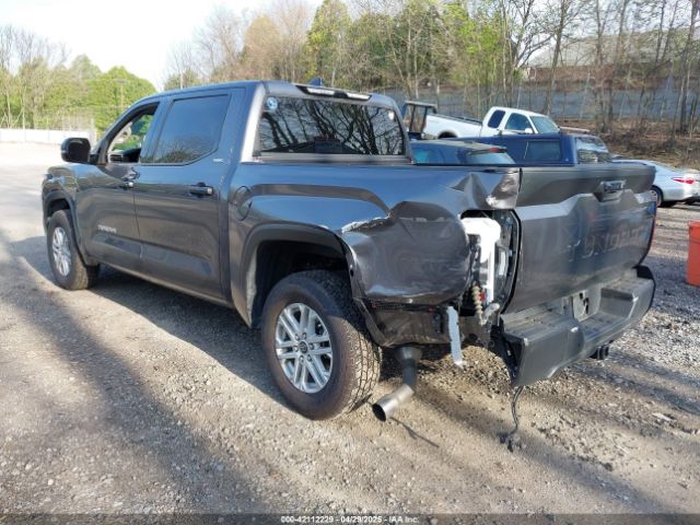 5TFLA5AB2NX019252 Toyota Tundra Sr5
