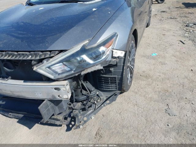 1N4AA6AP1HC387058 Nissan Maxima 3.5 Platinum