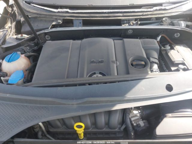 1VWBP7A38EC016178 Volkswagen Passat 2.5l Se