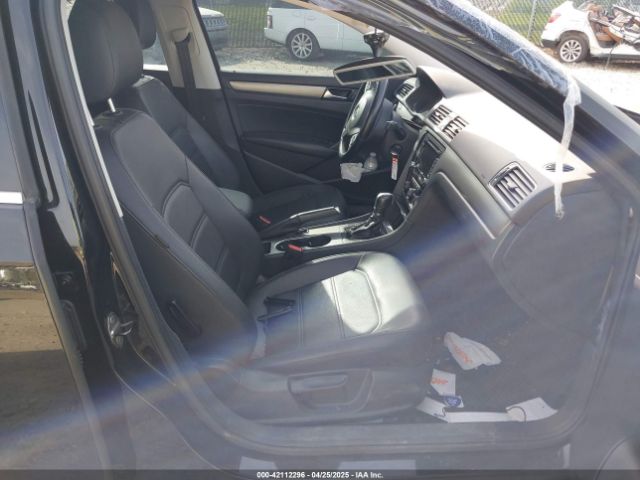 1VWBP7A38EC016178 Volkswagen Passat 2.5l Se