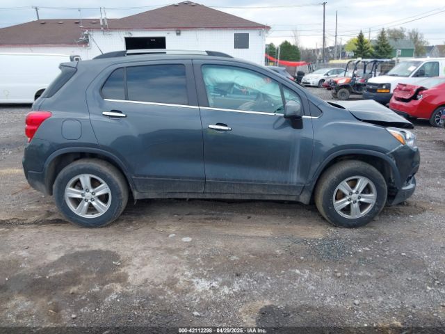 KL7CJPSB6JB646339 Chevrolet Trax Lt