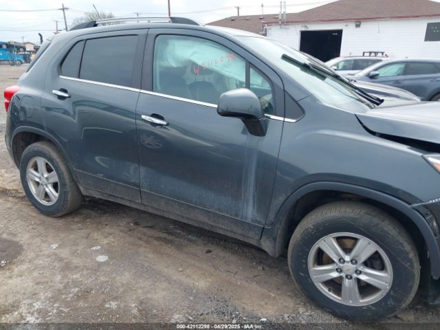 KL7CJPSB6JB646339 Chevrolet Trax Lt