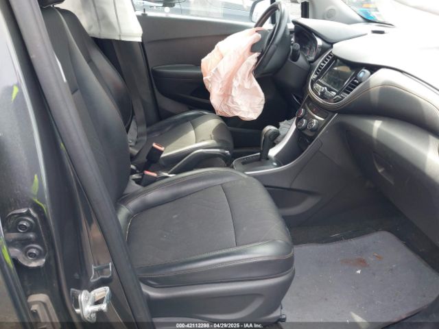 KL7CJPSB6JB646339 Chevrolet Trax Lt