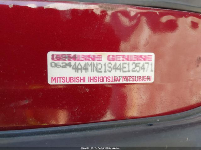 2004 MITSUBISHI ENDEAVOR 4A4MN21S44E125471 Photo 8