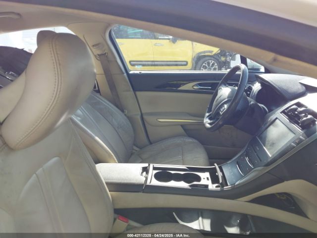3LN6L2G9XER812698 Lincoln MKZ