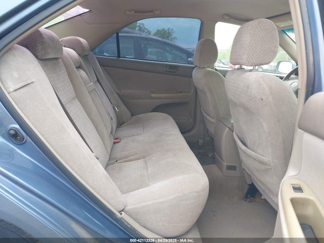 42112326 :رقم المزاد ، 4T1BF32K02U518382 vin ، 2002 Toyota Camry Le V6 مزاد بيع