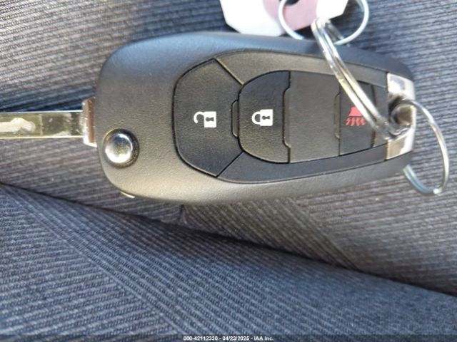 KL77LFEP2SC055126 Chevrolet Trax Fwd Ls